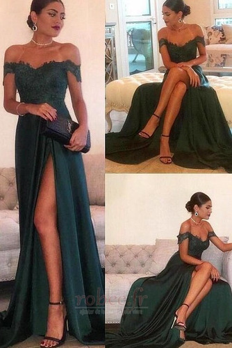 Robe de soirée A-ligne Ouverture Frontale Couvert de Dentelle - Page 2