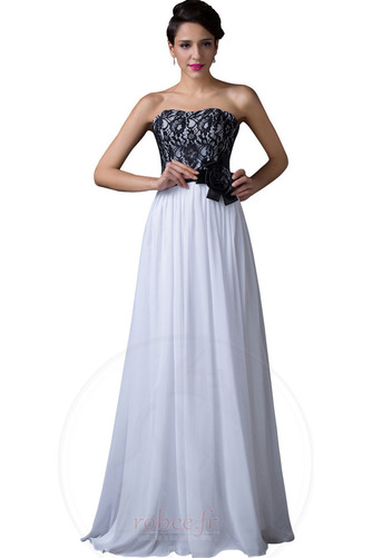 Robe de bal a ligne haut bustier tube Couvert de Dentelle À la masse - Page 1