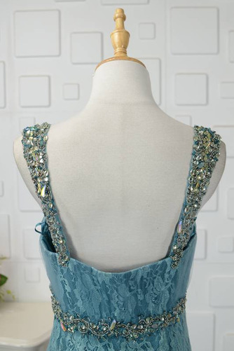 Robe de cocktail fin Dentelle Informel Naturel taille Fourreau Avec Bijoux - Page 4