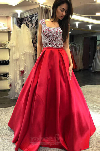 Robe de soirée aligne Décolleté Dans le Dos Satin Sans Manches - Page 1